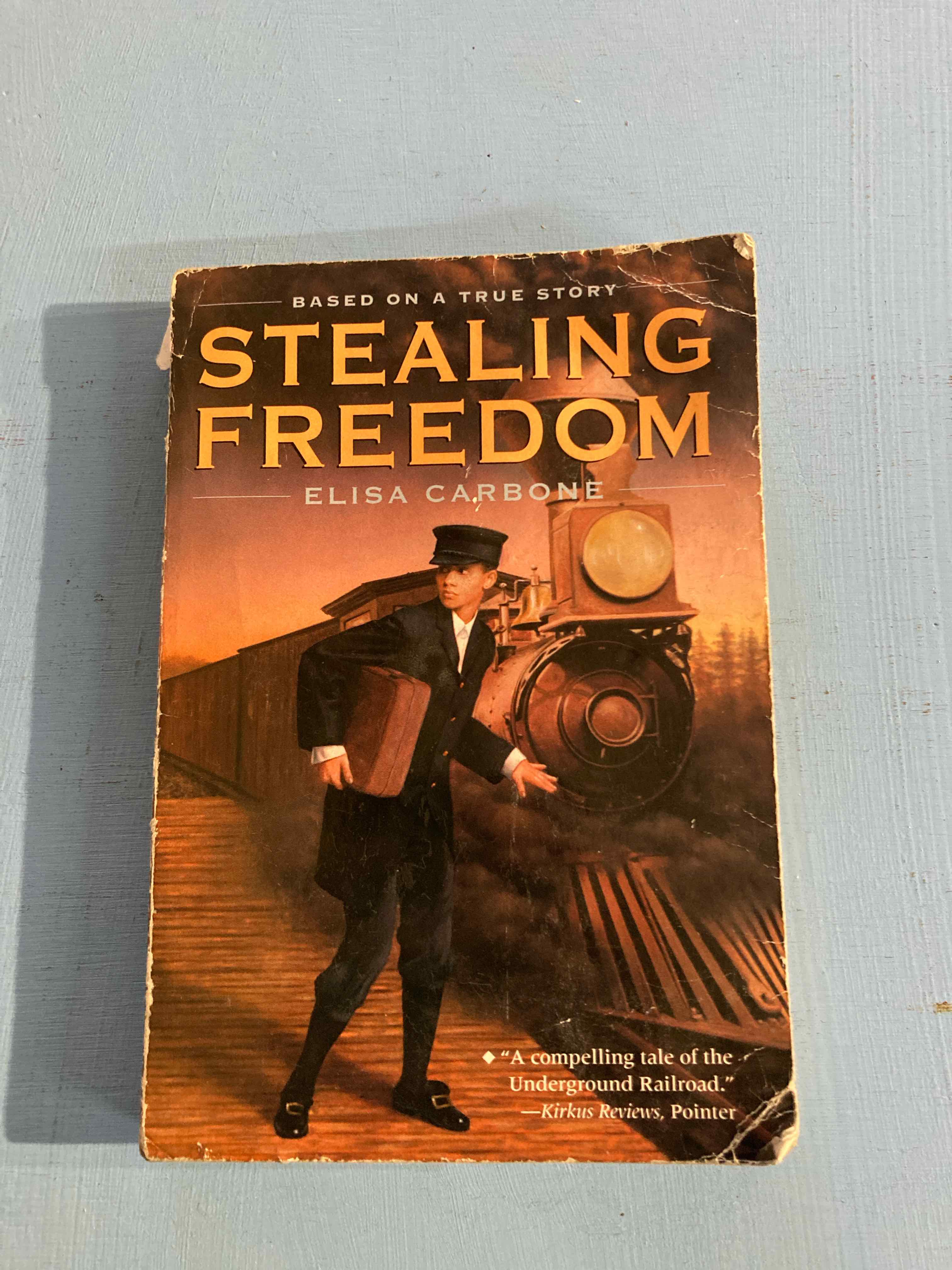 Stealing Freedom — Elisa Carbone (paperback)