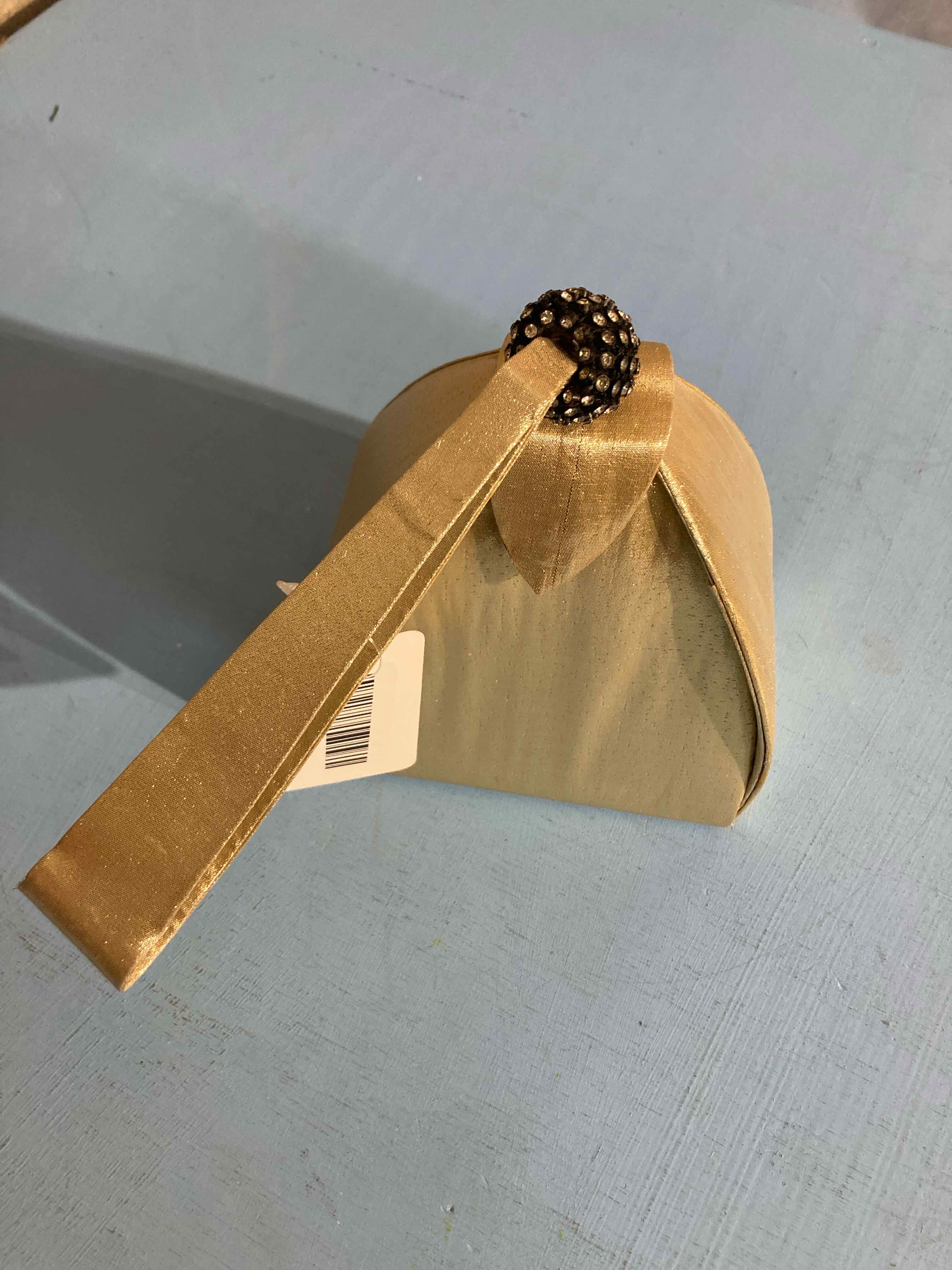 Sashé Gold Clutch Handbag